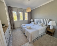 Wiederverkauf - apartment - Marbella - Guadalmina Baja