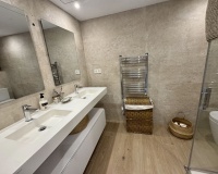 Wiederverkauf - apartment - Marbella - Guadalmina Baja