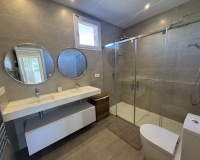 Wiederverkauf - apartment - Marbella - Guadalmina Baja