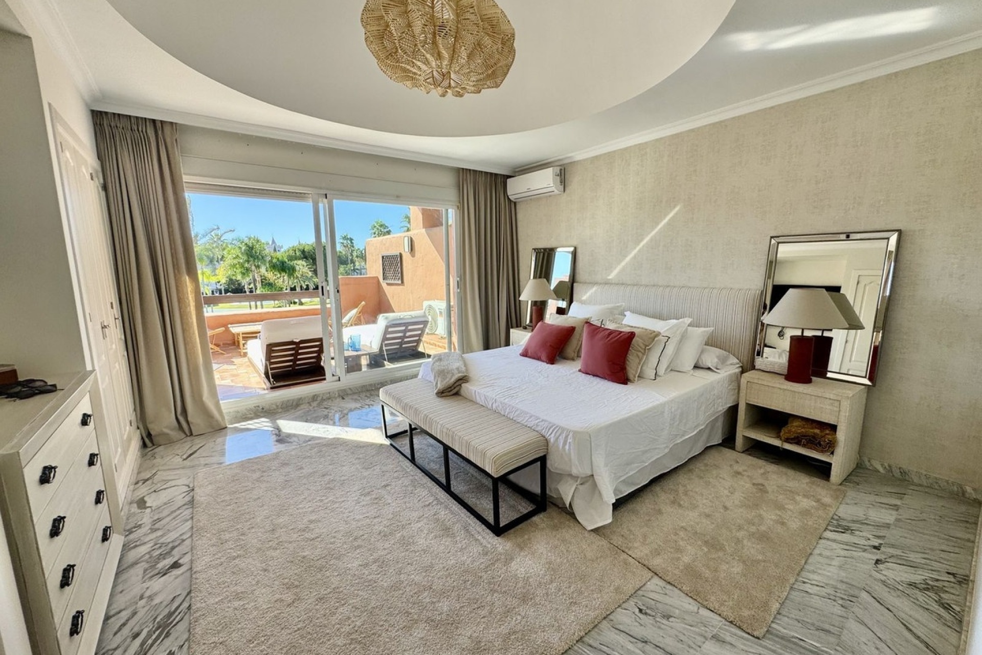 Wiederverkauf - apartment - Marbella - Guadalmina Baja
