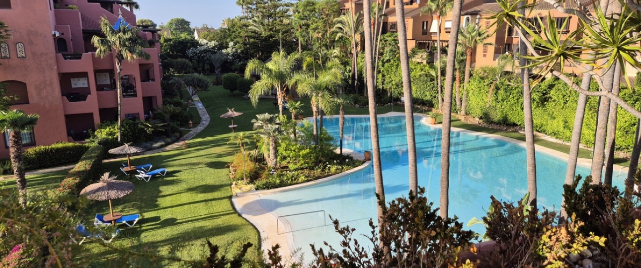 Wiederverkauf - apartment - Marbella - Guadalmina Baja
