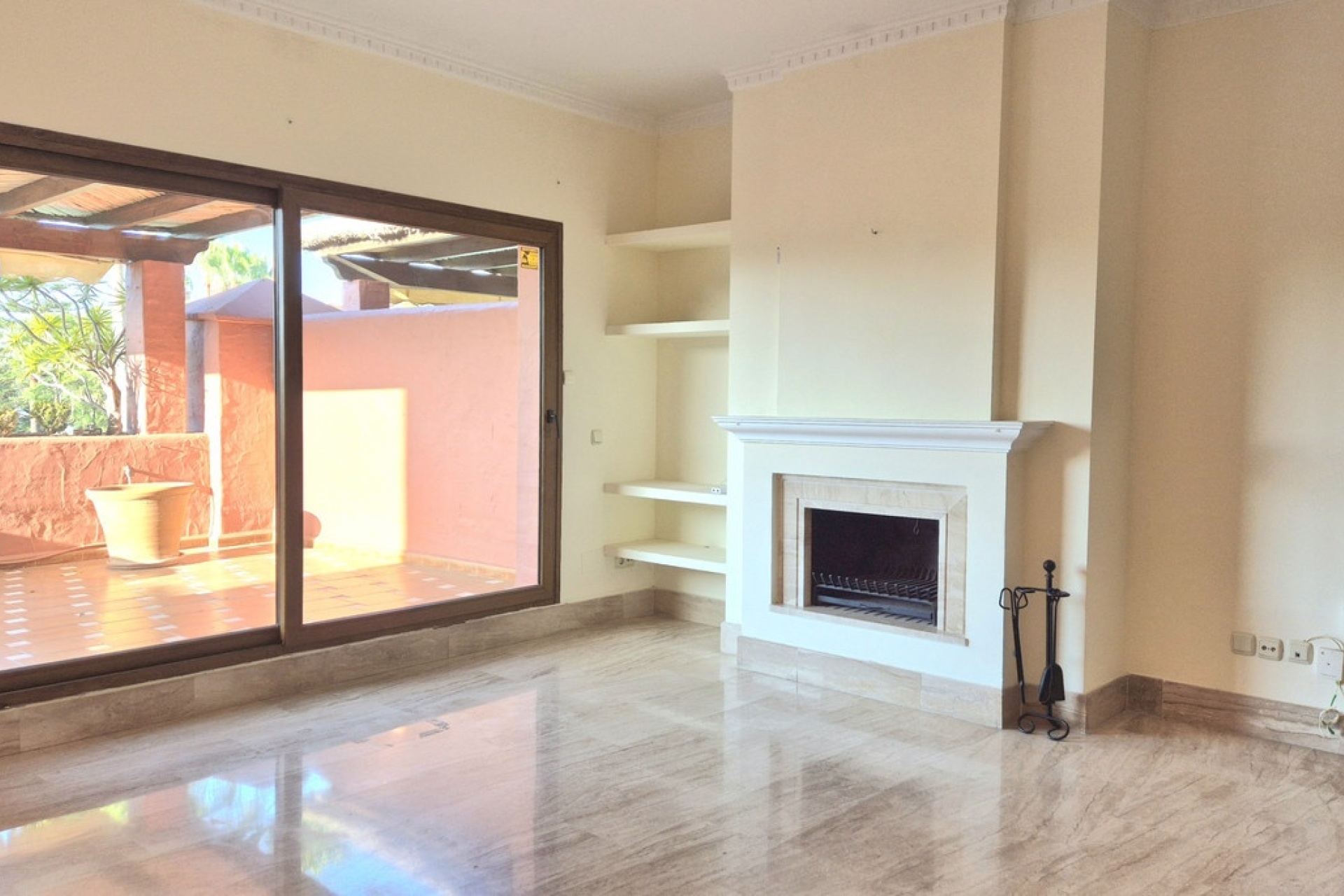 Wiederverkauf - apartment - Marbella - Guadalmina Baja
