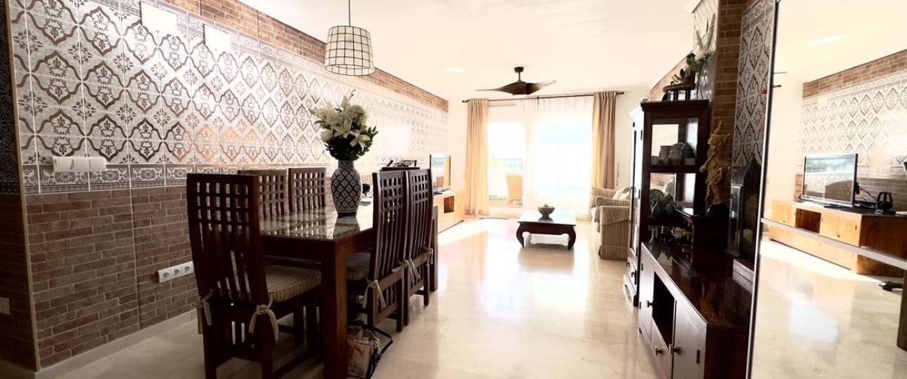 Wiederverkauf - apartment - Marbella - Guadalmina Baja