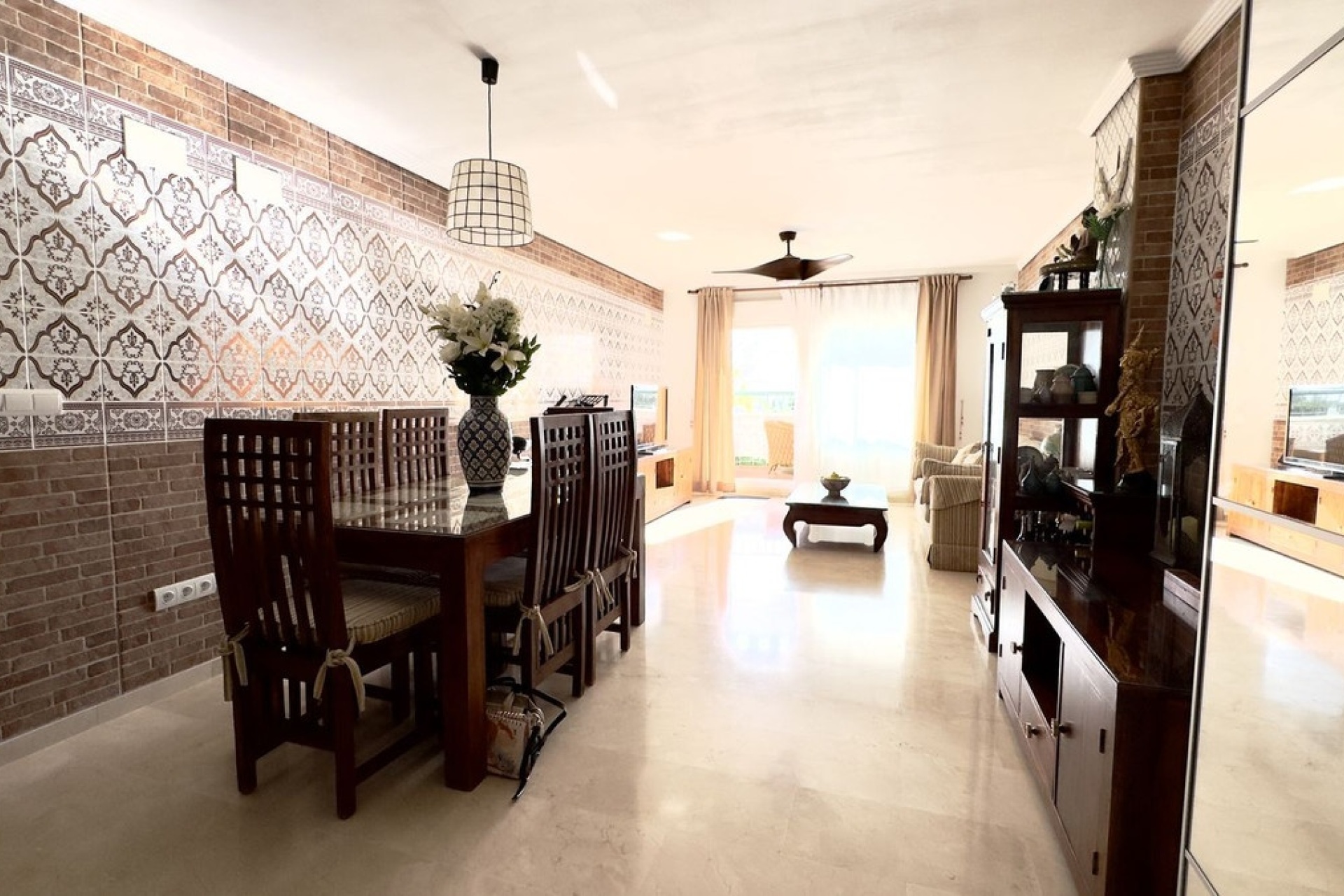 Wiederverkauf - apartment - Marbella - Guadalmina Baja