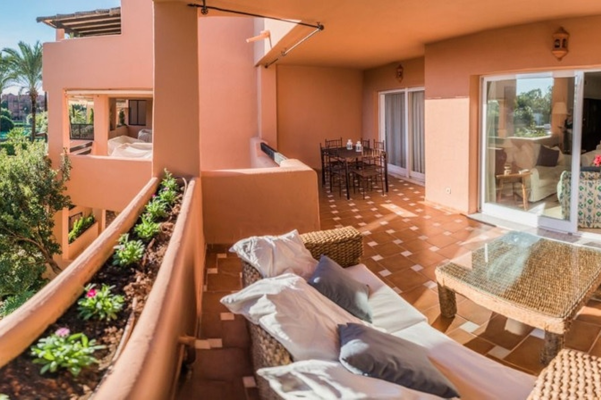 Wiederverkauf - apartment - Marbella - Guadalmina Baja