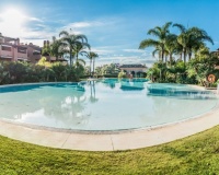 Wiederverkauf - apartment - Marbella - Guadalmina Baja