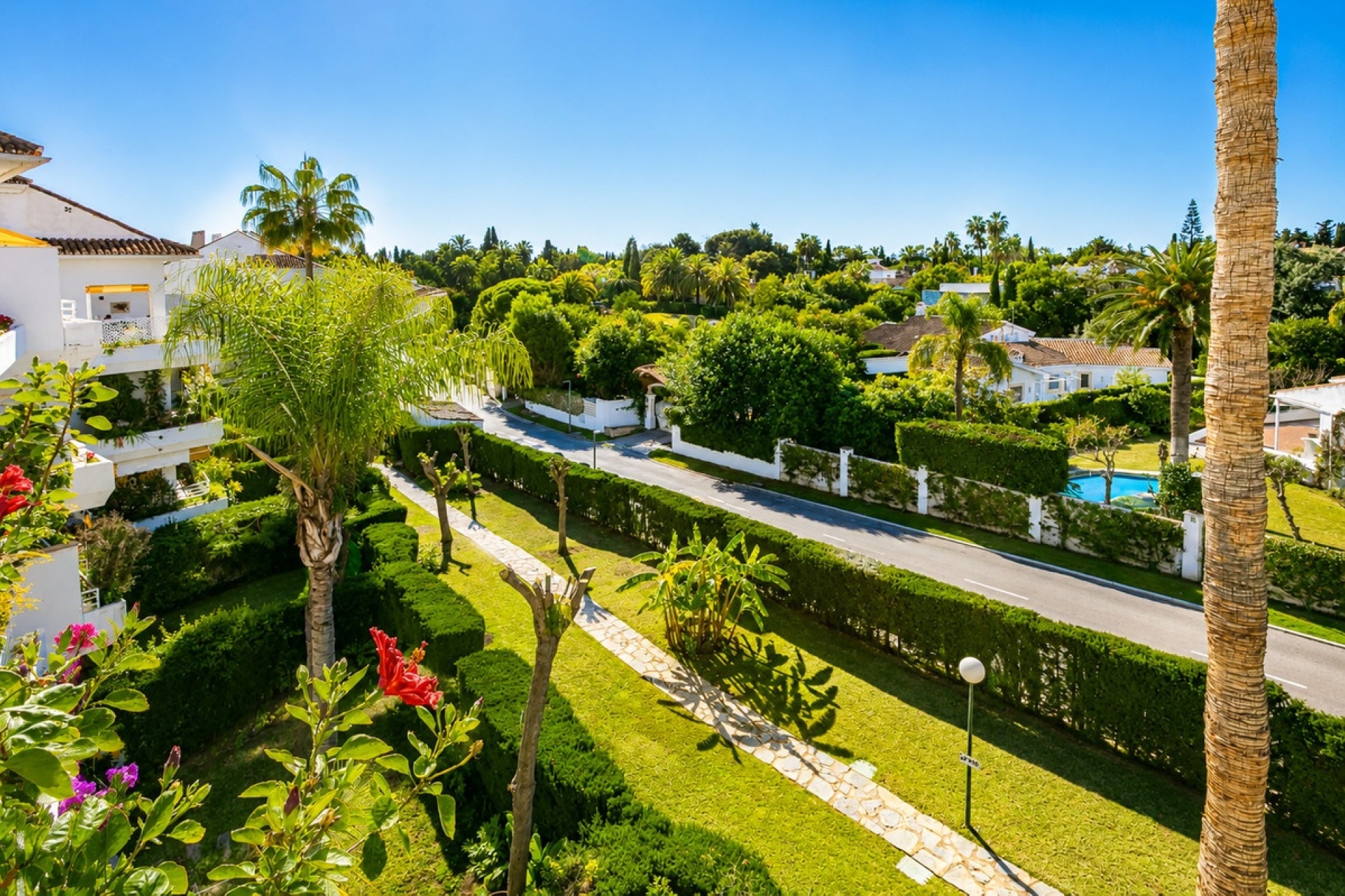 Wiederverkauf - apartment - Marbella - Guadalmina Baja