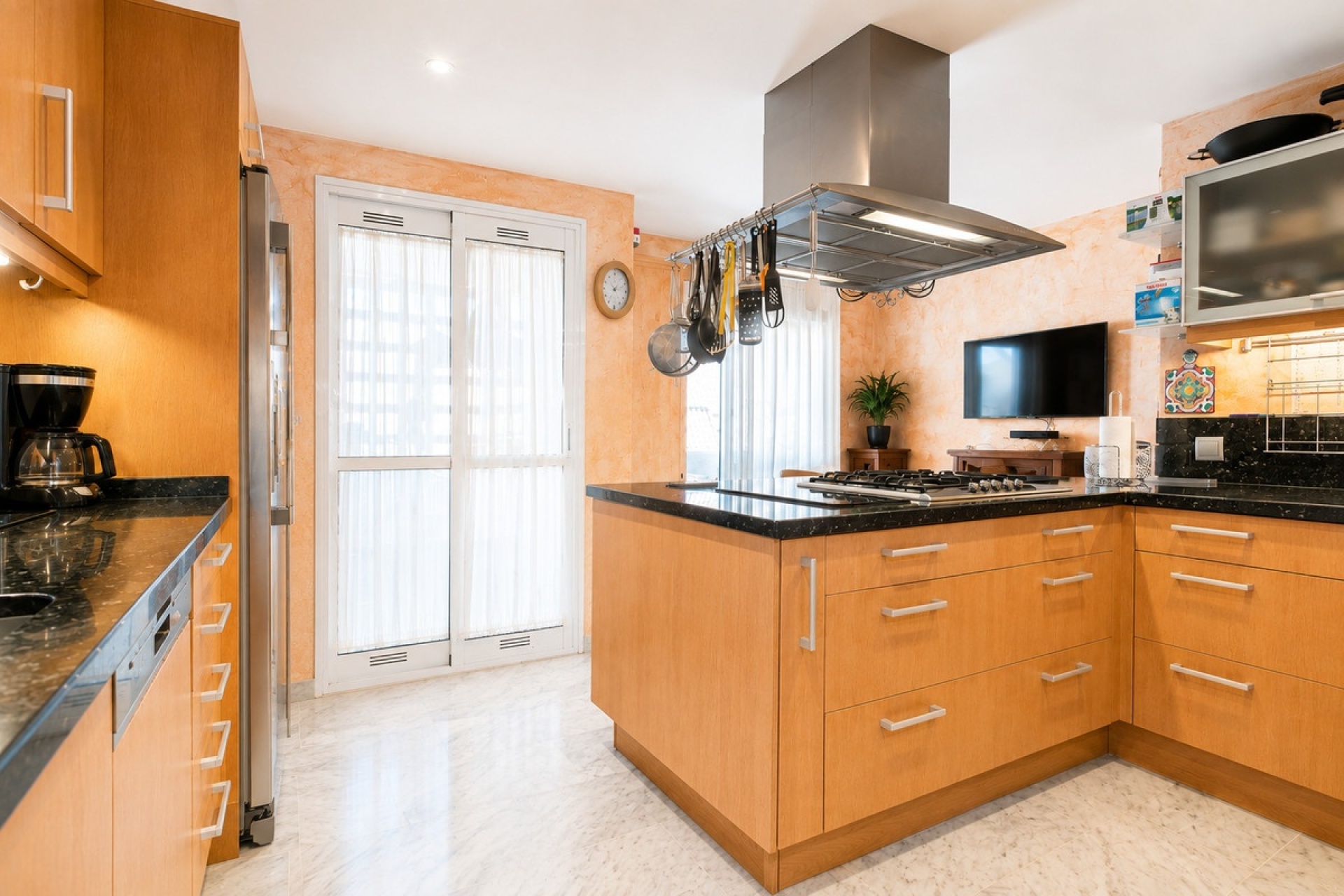 Wiederverkauf - apartment - Marbella - Guadalmina Baja