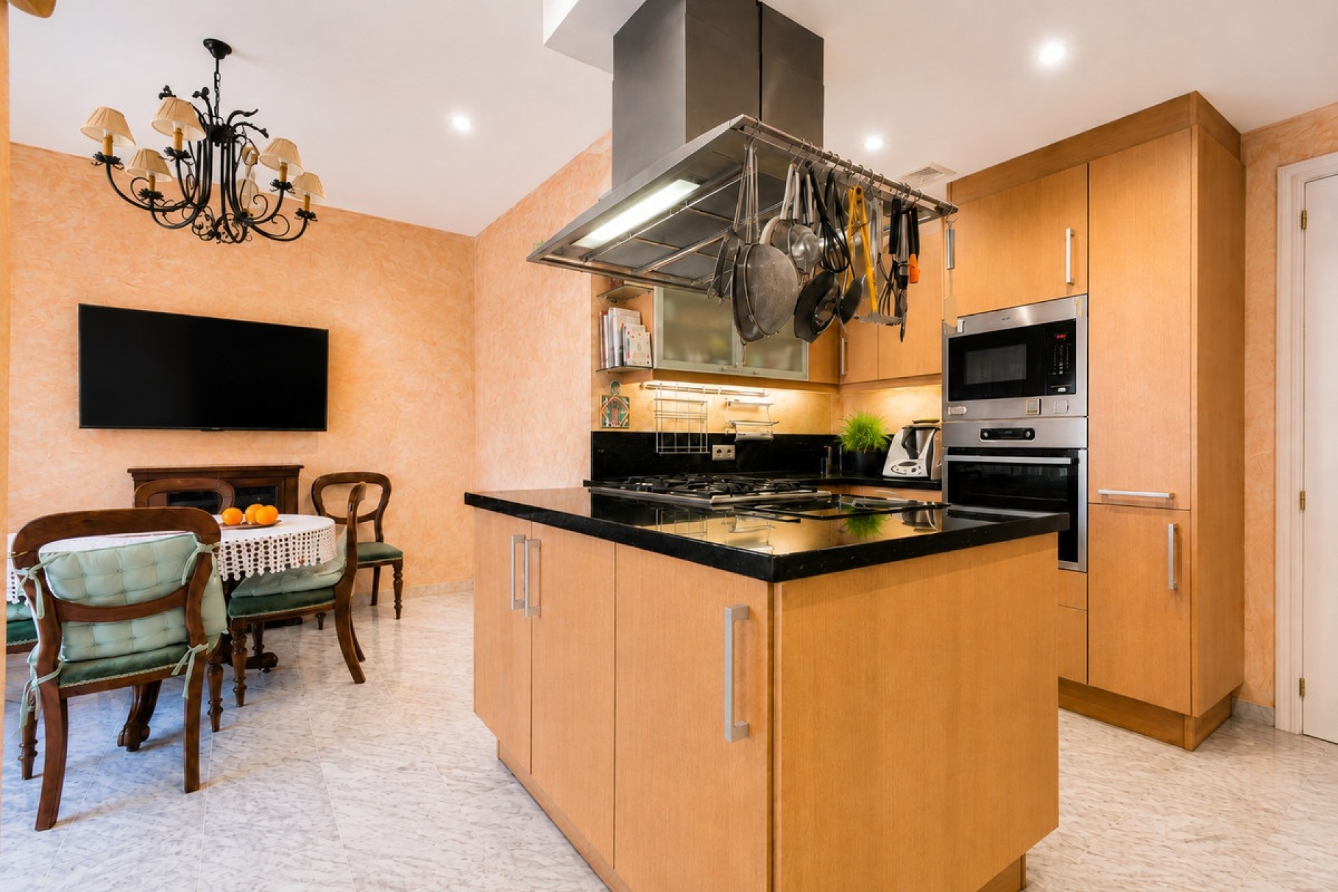 Wiederverkauf - apartment - Marbella - Guadalmina Baja