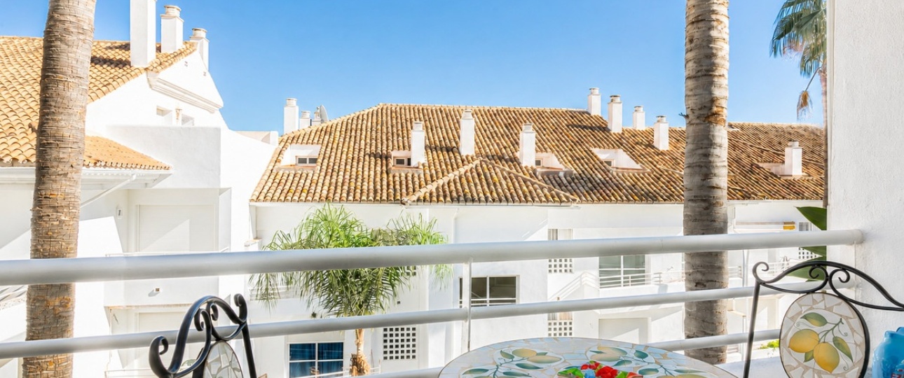 Wiederverkauf - apartment - Marbella - Guadalmina Baja