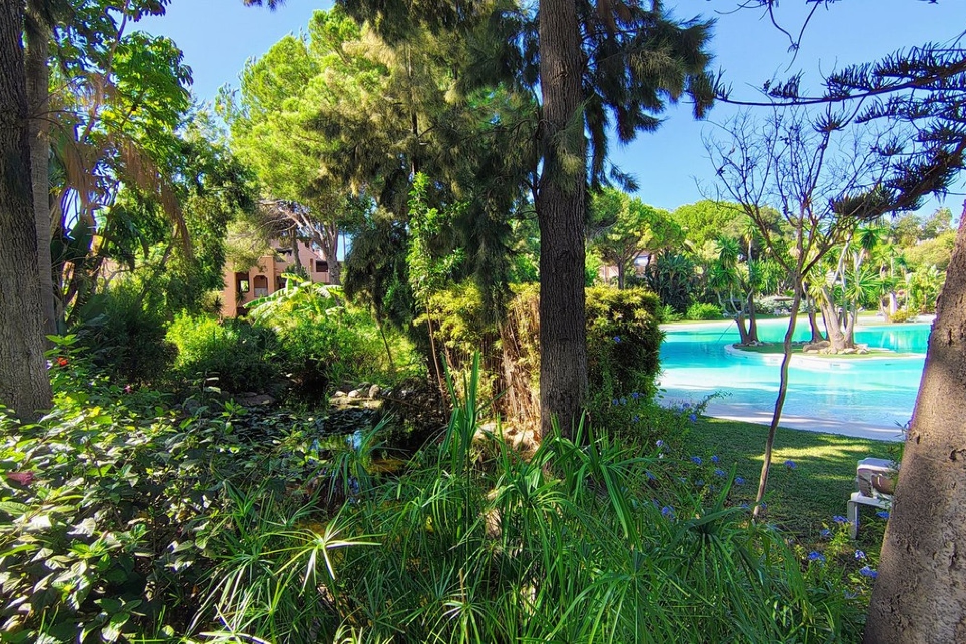 Wiederverkauf - apartment - Marbella - Guadalmina Baja