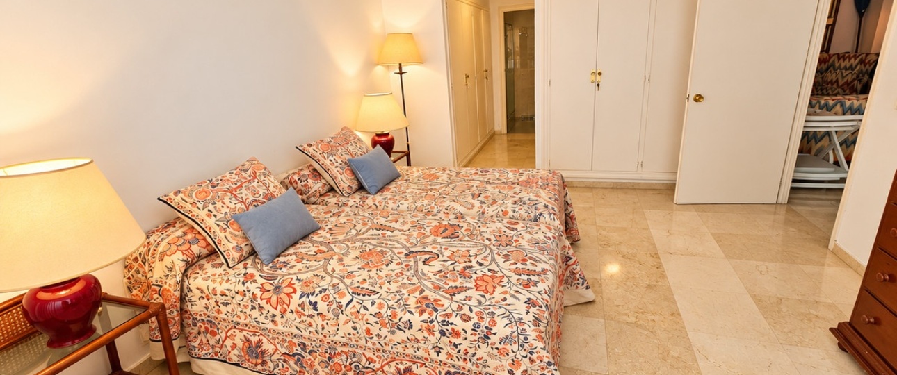 Wiederverkauf - apartment - Marbella - Guadalmina Baja