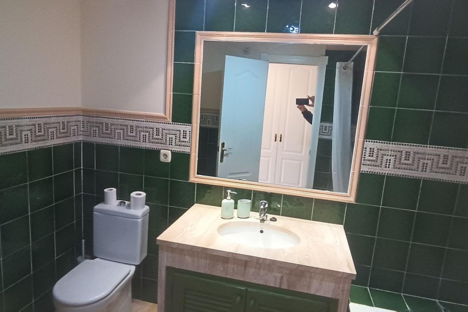 Wiederverkauf - apartment - Marbella - Guadalmina Baja