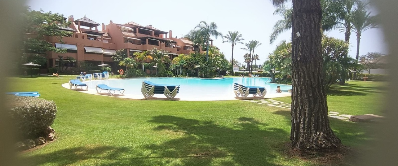 Wiederverkauf - apartment - Marbella - Guadalmina Baja