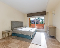 Wiederverkauf - apartment - Marbella - Guadalmina Baja