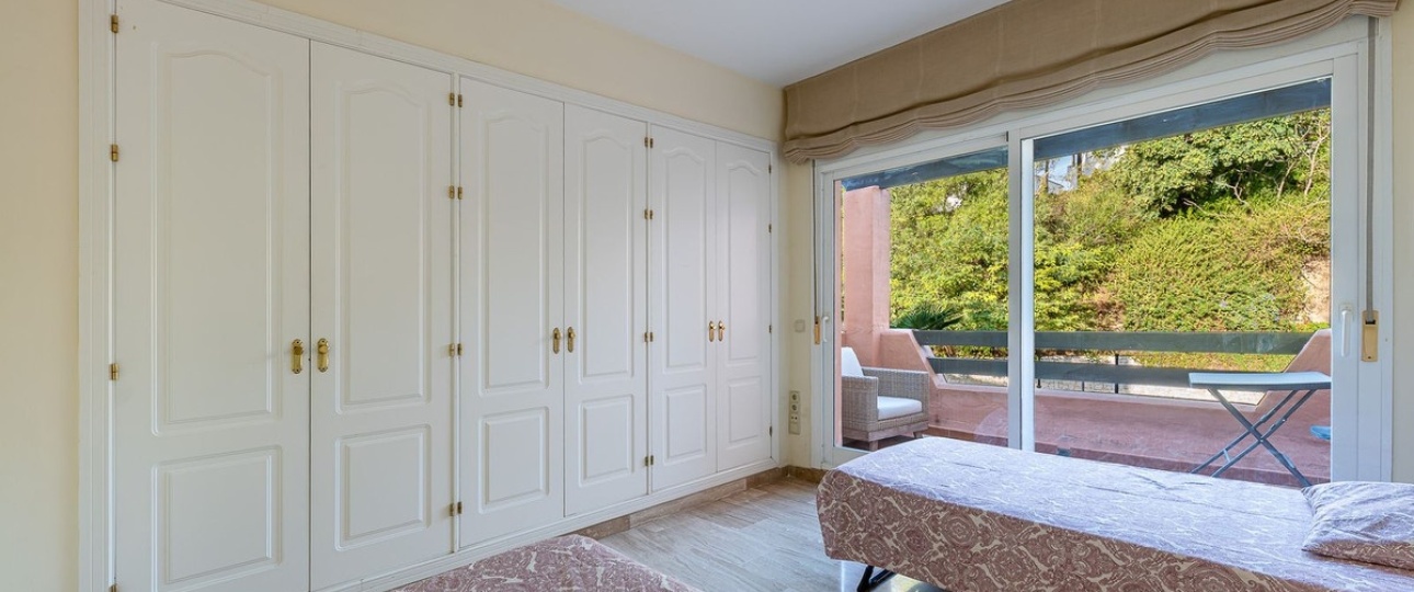 Wiederverkauf - apartment - Marbella - Guadalmina Baja