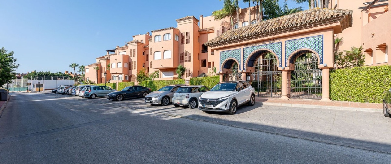 Wiederverkauf - apartment - Marbella - Guadalmina Baja