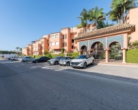 Wiederverkauf - apartment - Marbella - Guadalmina Baja