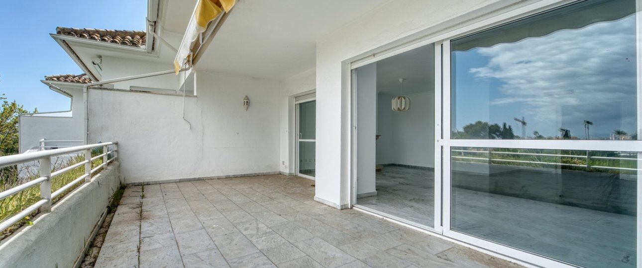 Wiederverkauf - apartment - Marbella - Guadalmina Baja