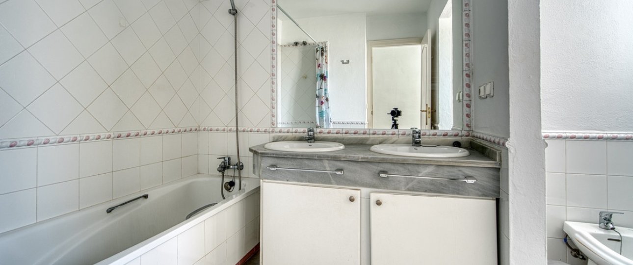 Wiederverkauf - apartment - Marbella - Guadalmina Baja