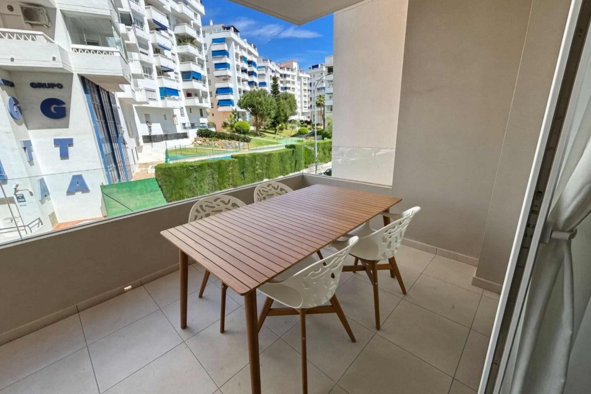 Wiederverkauf - apartment - Marbella - La Campana