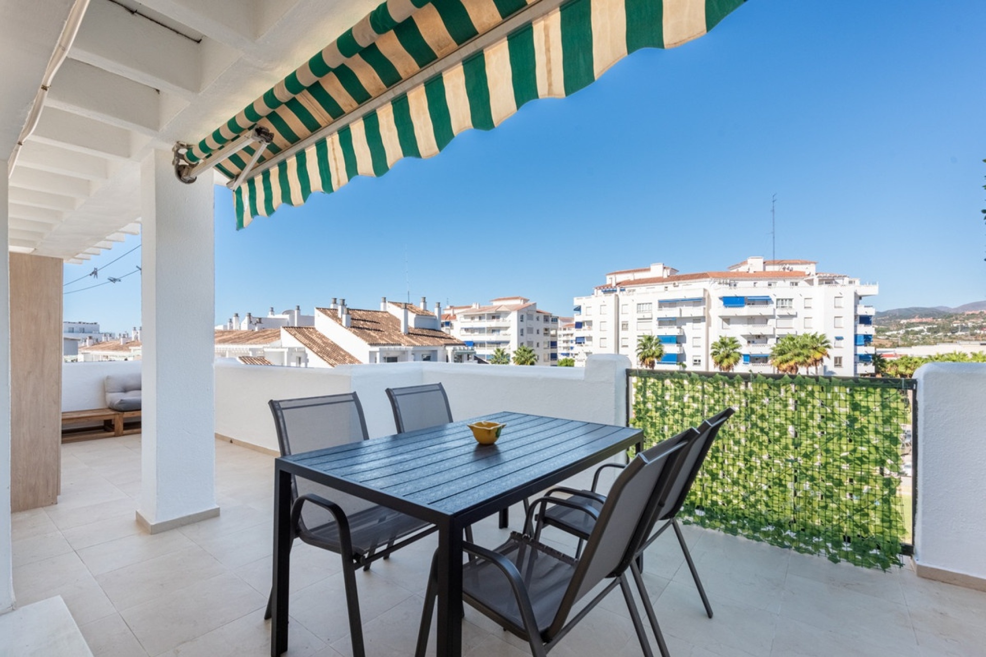 Wiederverkauf - apartment - Marbella - La Campana