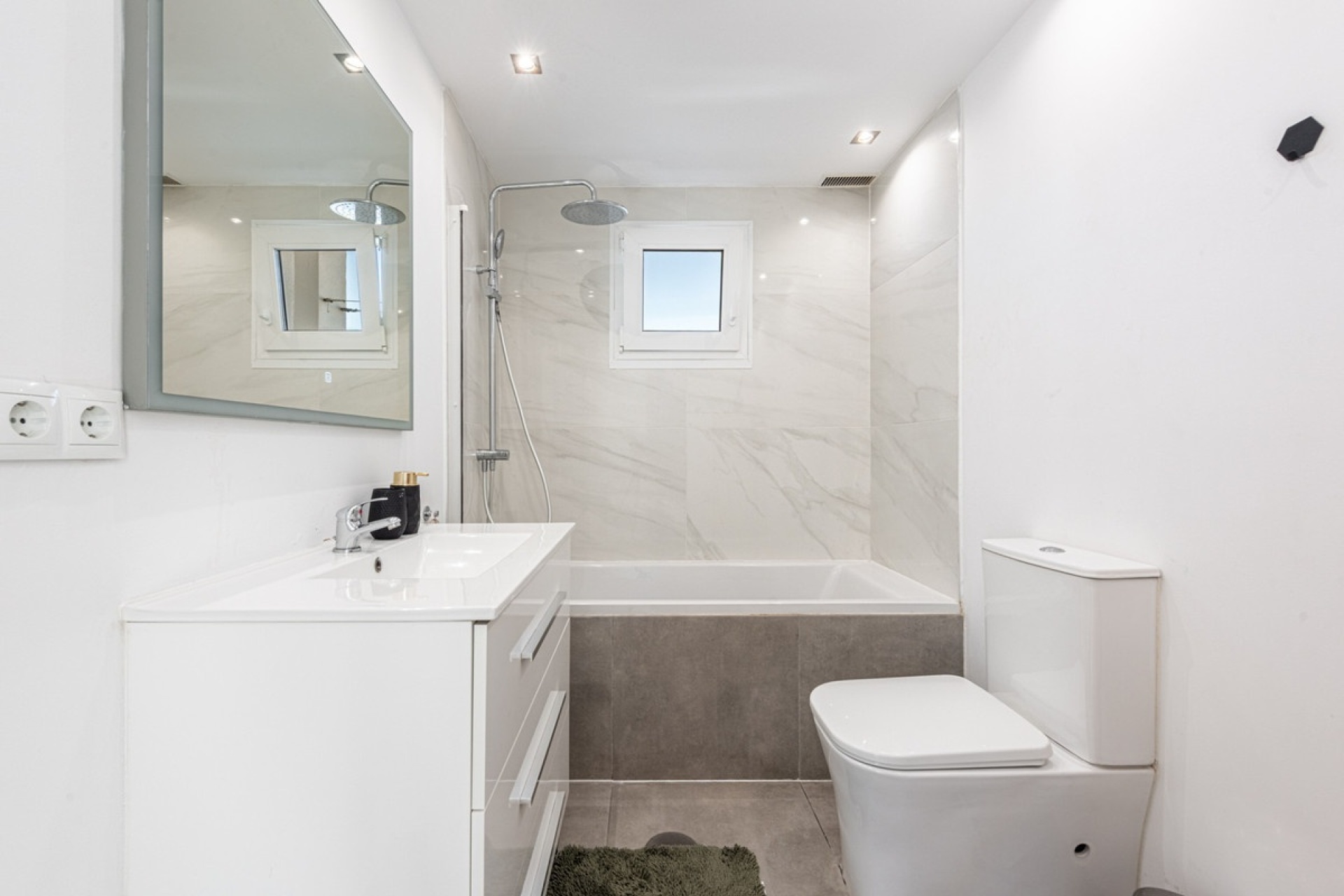 Wiederverkauf - apartment - Marbella - La Campana