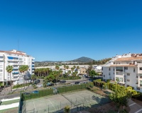 Wiederverkauf - apartment - Marbella - La Campana