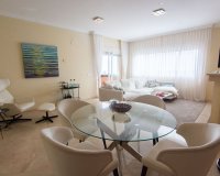 Wiederverkauf - apartment - Marbella - La Mairena