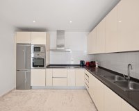 Wiederverkauf - apartment - Marbella - La Mairena