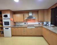 Wiederverkauf - apartment - Marbella - La Mairena