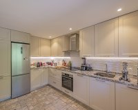 Wiederverkauf - apartment - Marbella - La Mairena