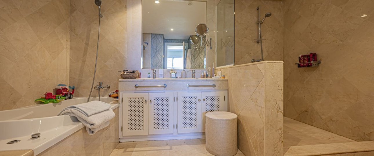 Wiederverkauf - apartment - Marbella - La Mairena