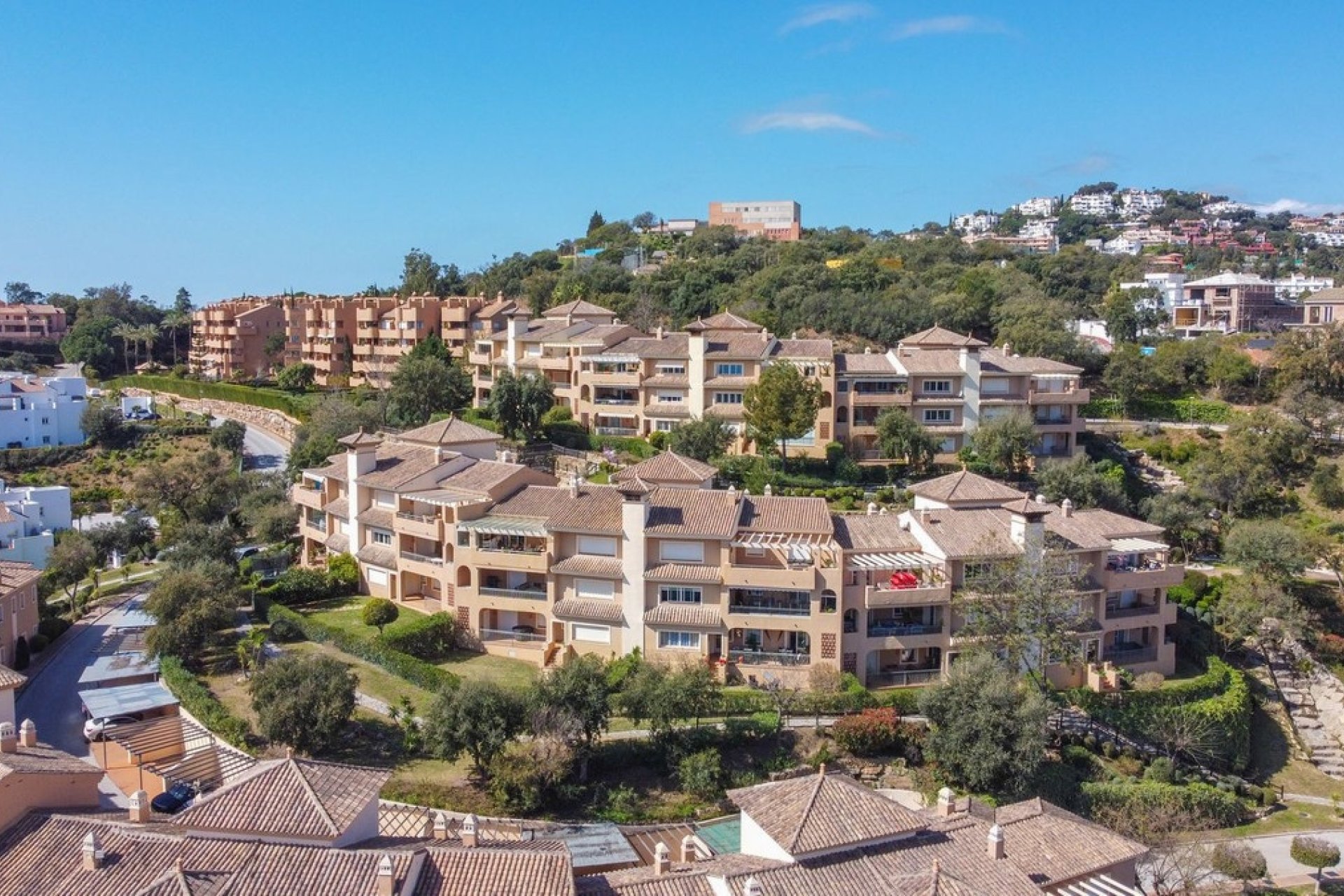 Wiederverkauf - apartment - Marbella - La Mairena