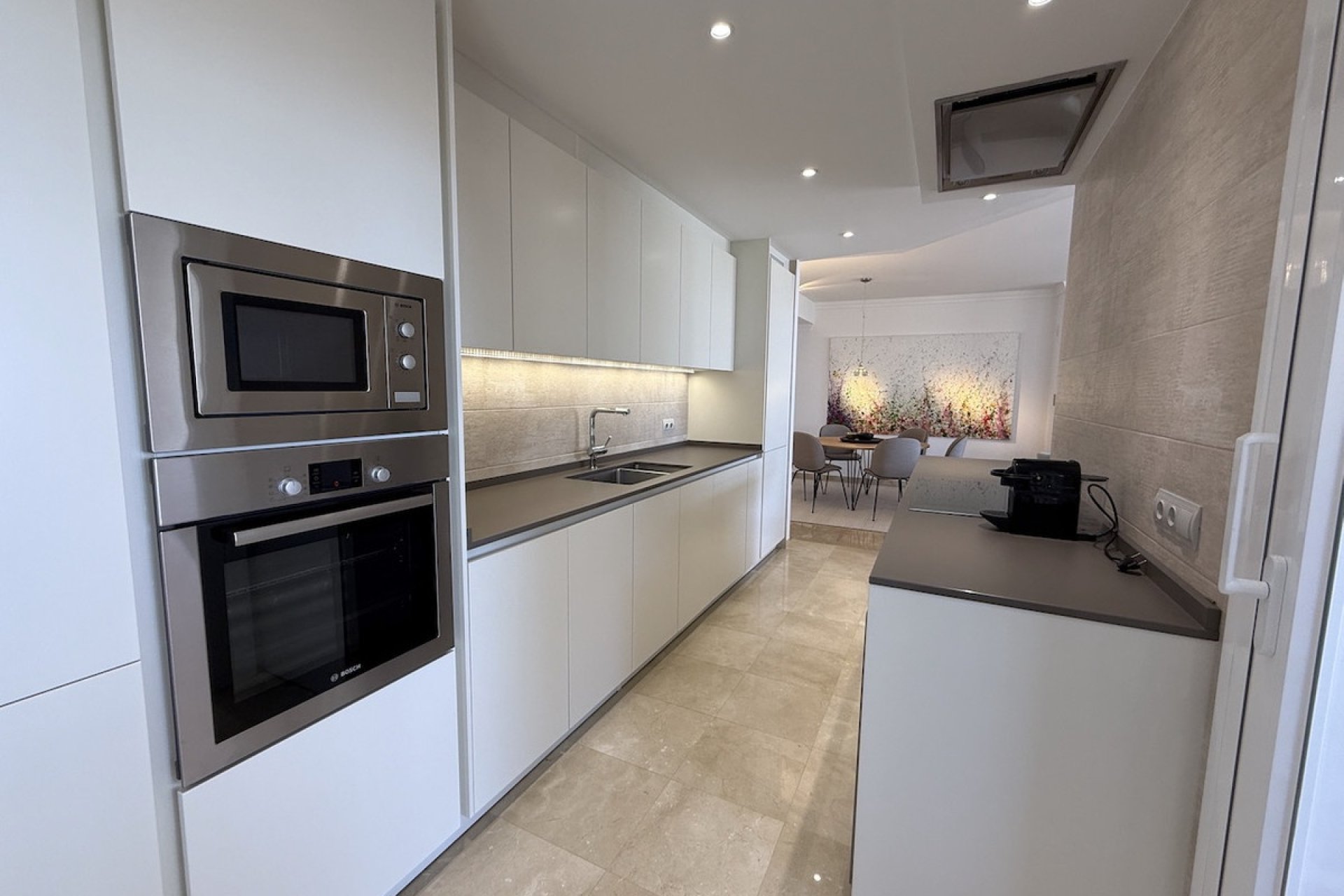 Wiederverkauf - apartment - Marbella - La Mairena