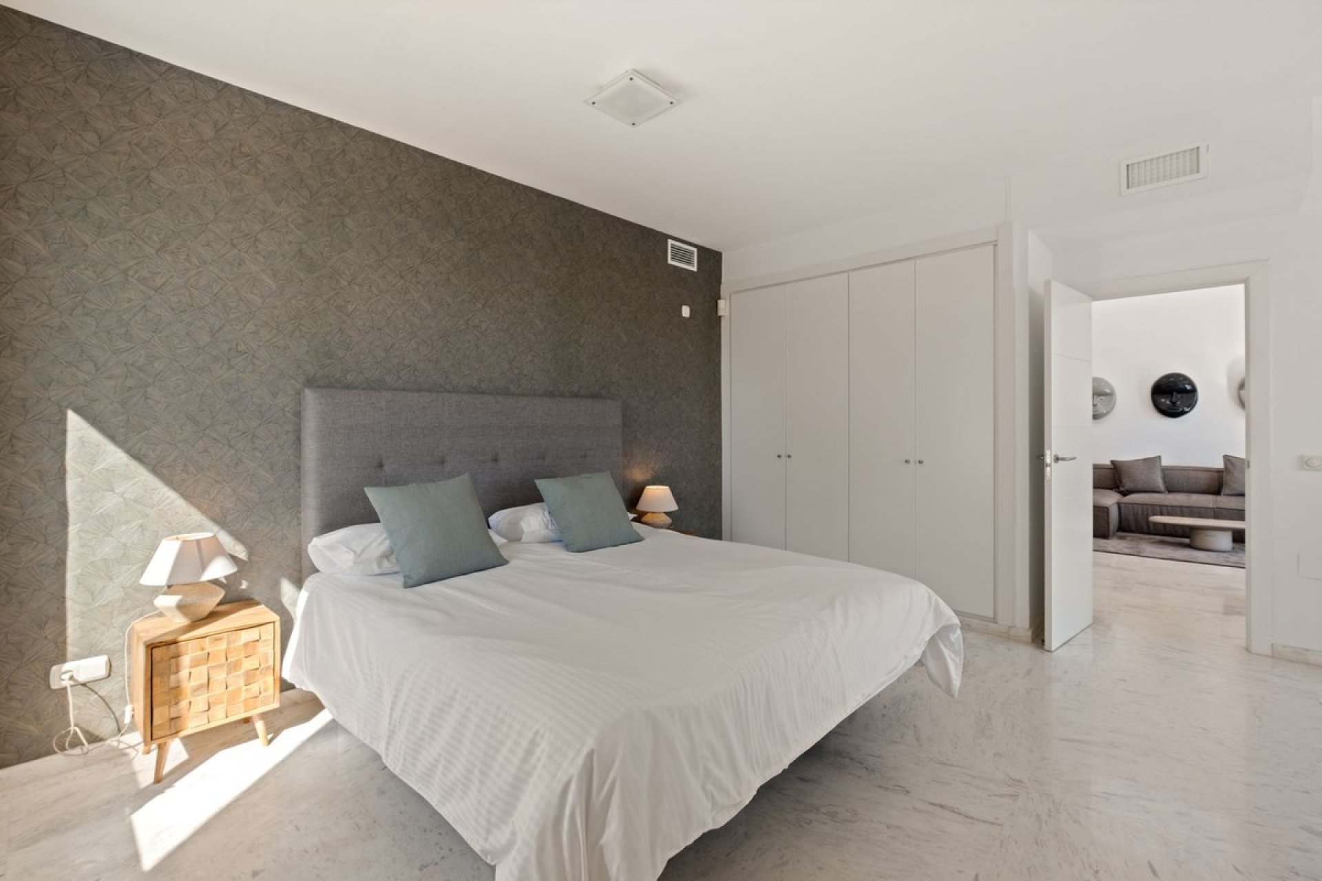Wiederverkauf - apartment - Marbella - La Mairena