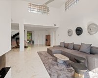 Wiederverkauf - apartment - Marbella - La Mairena