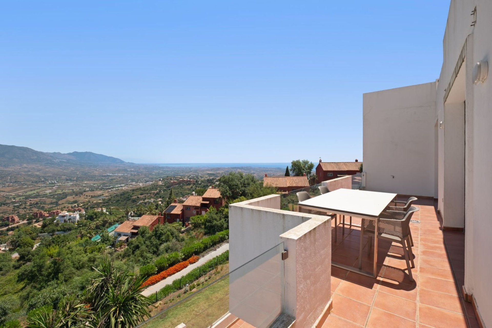 Wiederverkauf - apartment - Marbella - La Mairena