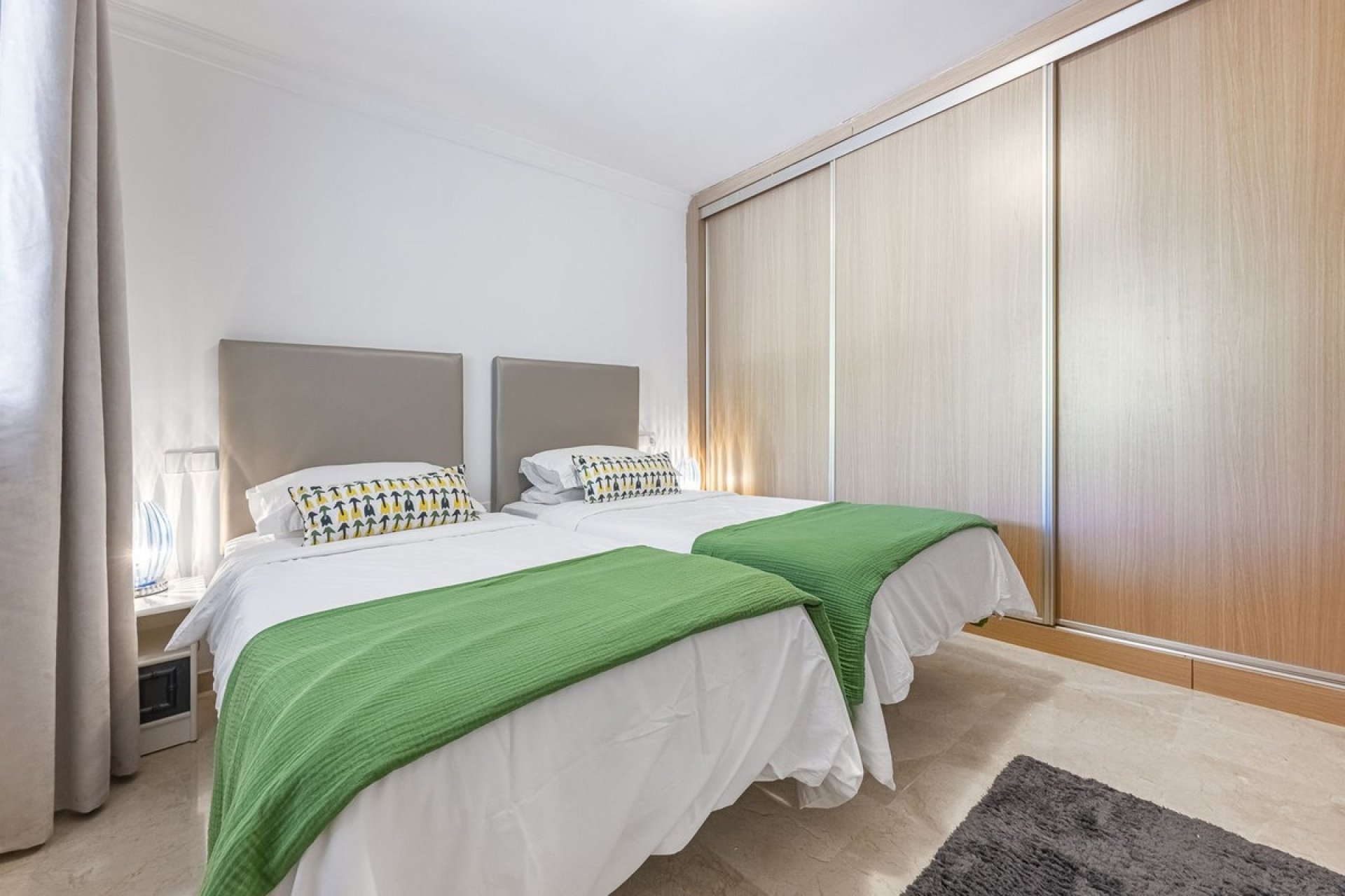 Wiederverkauf - apartment - Marbella - La Mairena