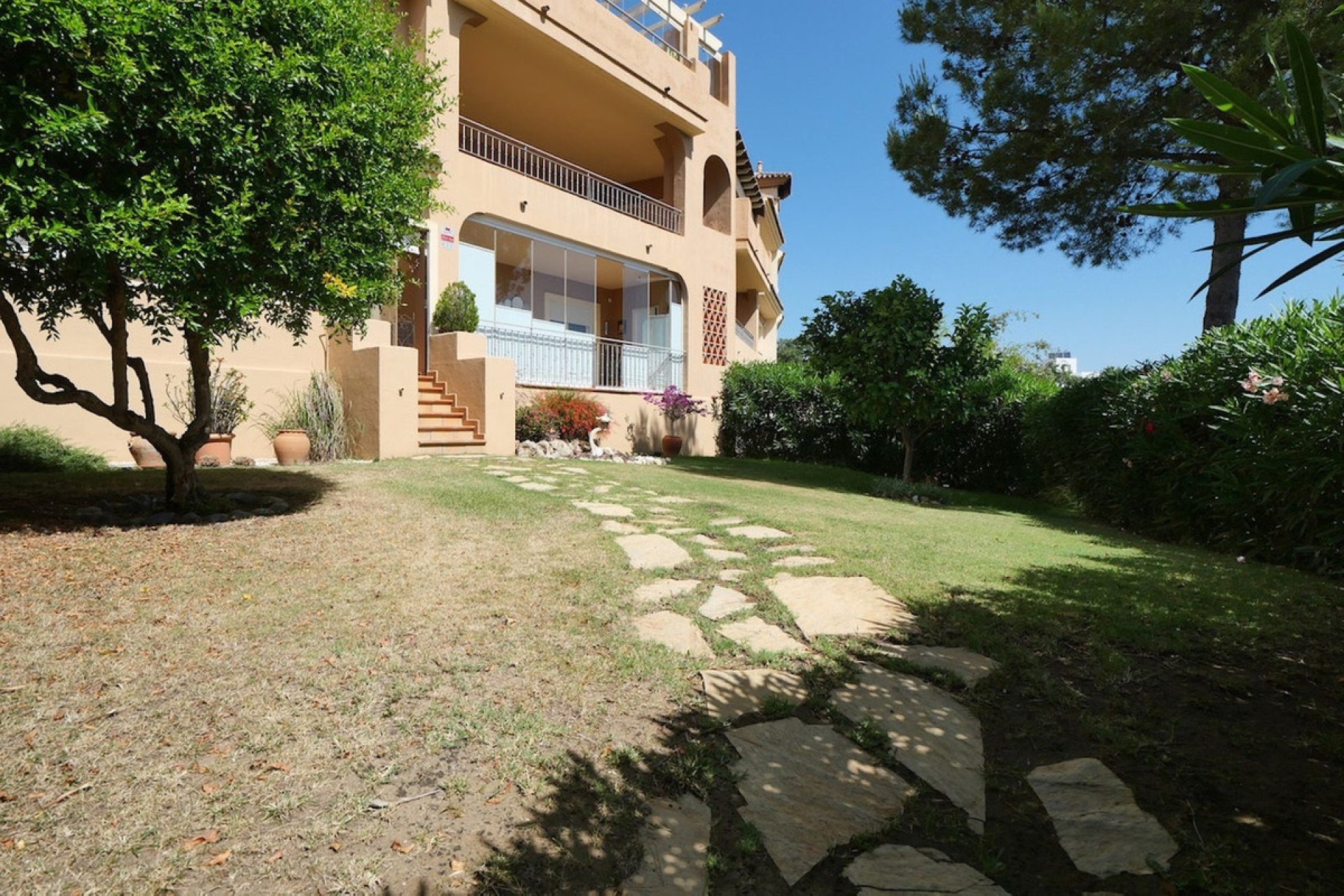 Wiederverkauf - apartment - Marbella - La Mairena