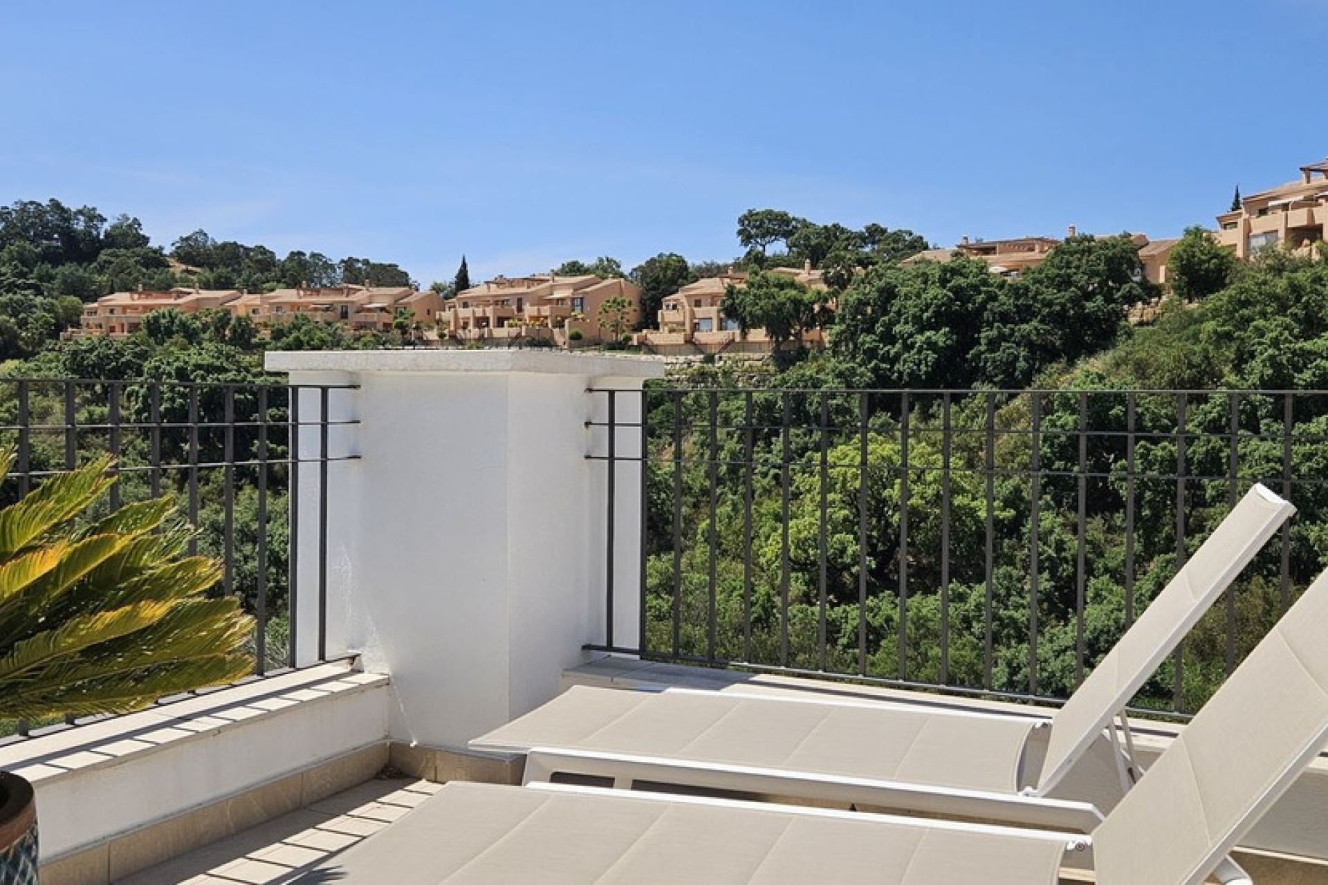 Wiederverkauf - apartment - Marbella - La Mairena