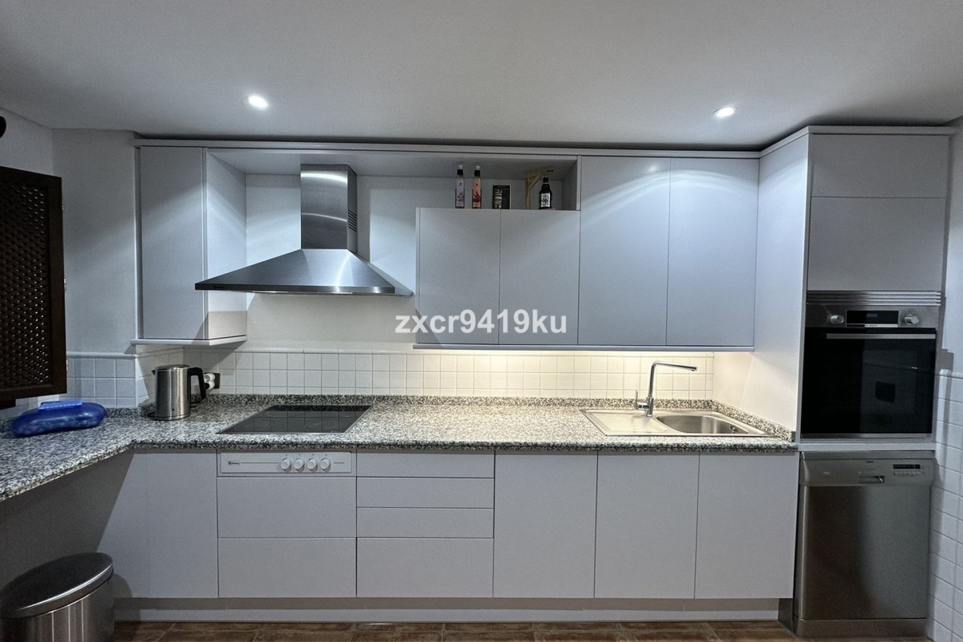 Wiederverkauf - apartment - Marbella - La Mairena