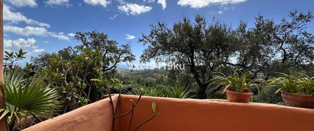 Wiederverkauf - apartment - Marbella - La Mairena