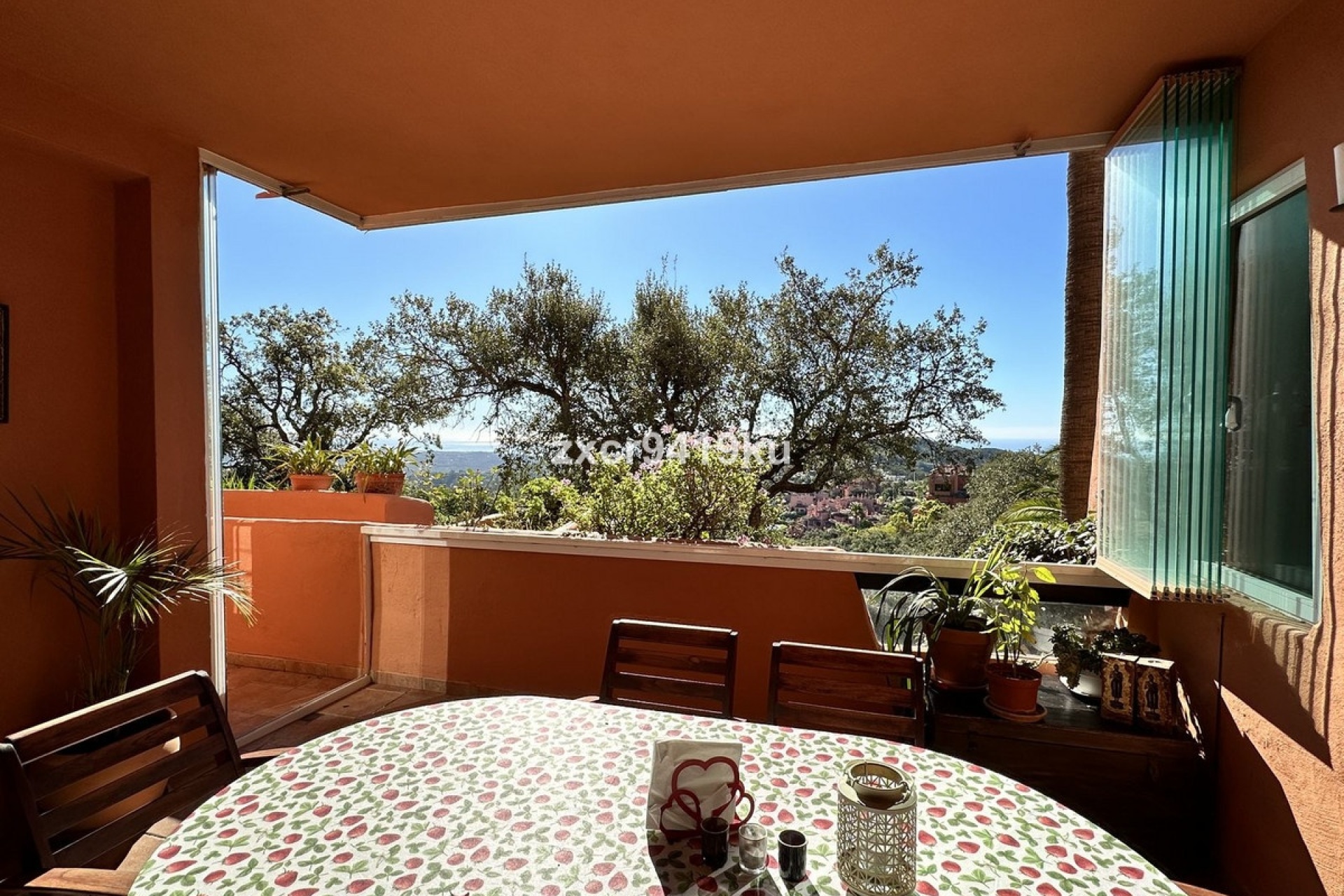 Wiederverkauf - apartment - Marbella - La Mairena