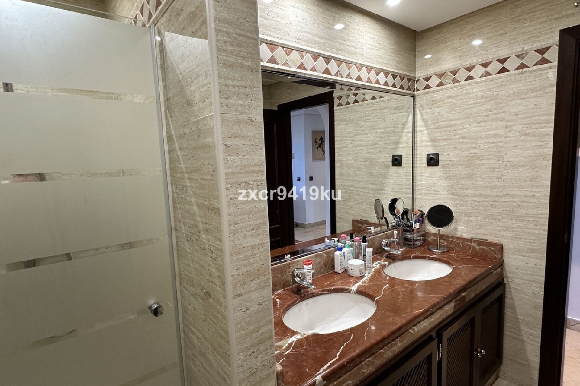 Wiederverkauf - apartment - Marbella - La Mairena