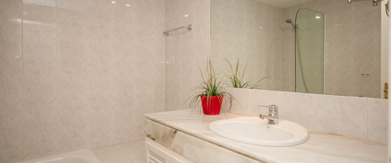 Wiederverkauf - apartment - Marbella - La Mairena