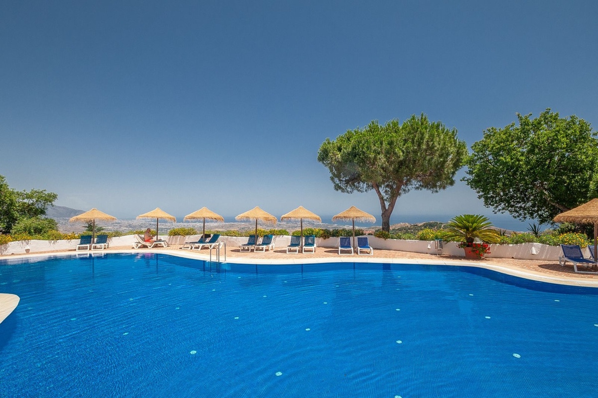 Wiederverkauf - apartment - Marbella - La Mairena