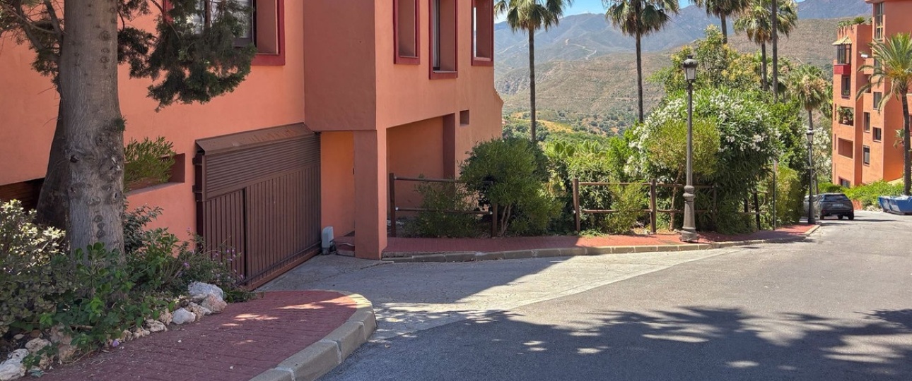 Wiederverkauf - apartment - Marbella - La Mairena