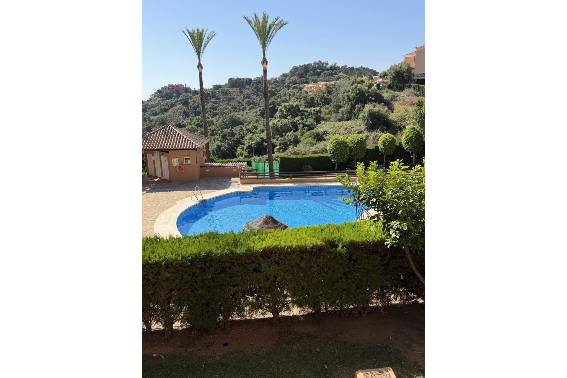 Wiederverkauf - apartment - Marbella - La Mairena