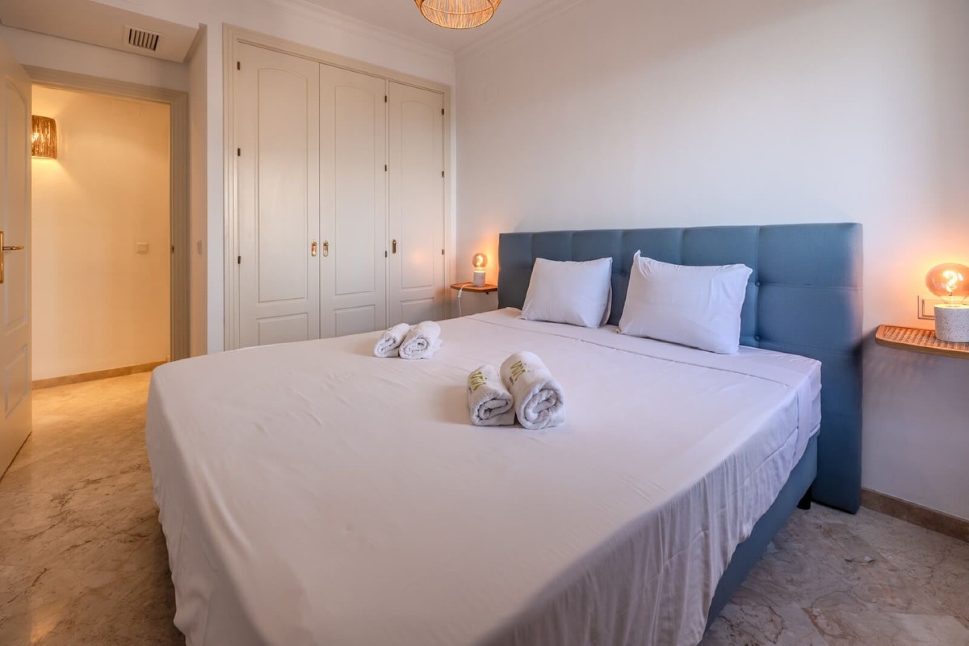 Wiederverkauf - apartment - Marbella - La Mairena